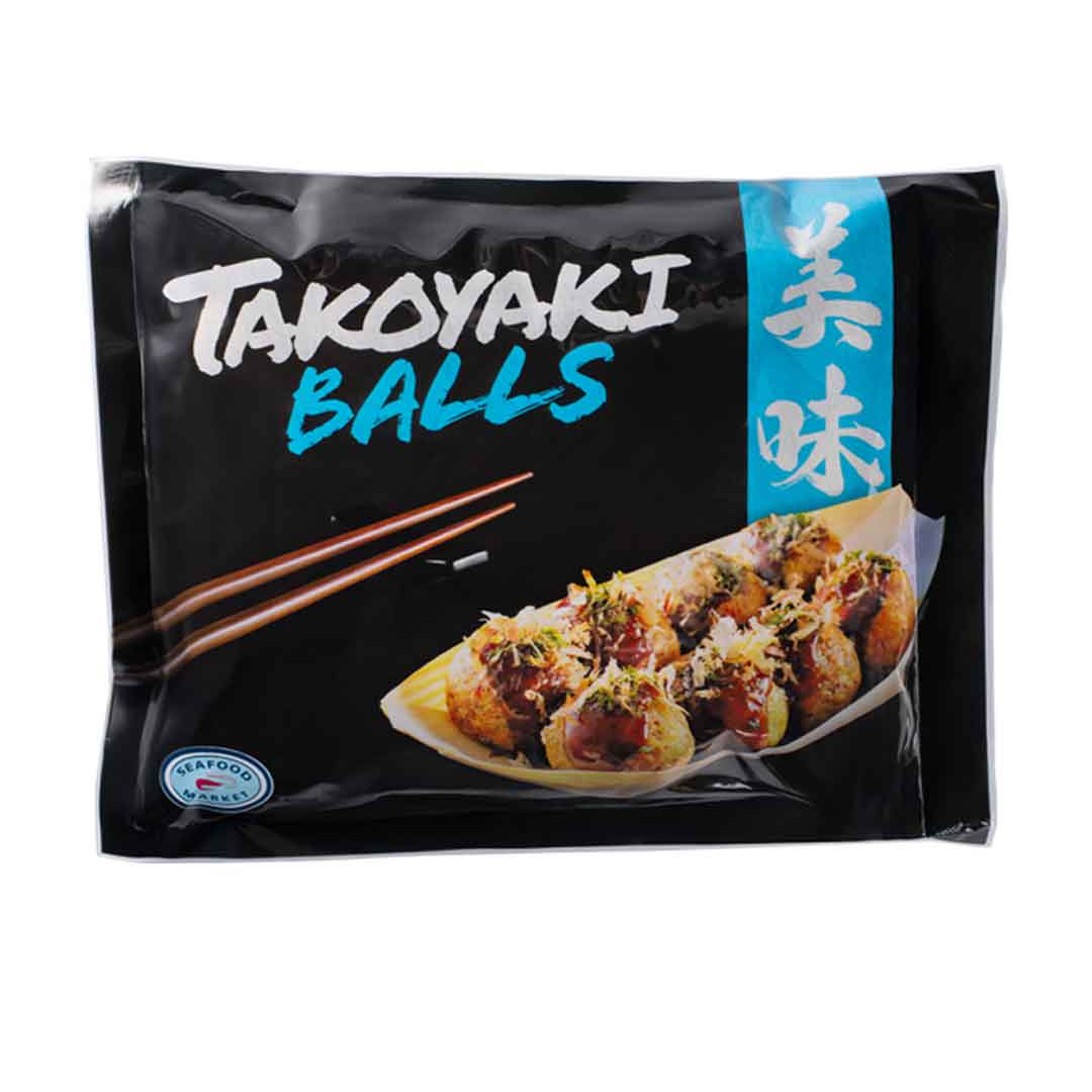 Produktverpackung Takoyaki Balls: tiefgekühlte japanische Oktopusbällchen (Takoyaki) mit Stäbchen und Serviervorschlag