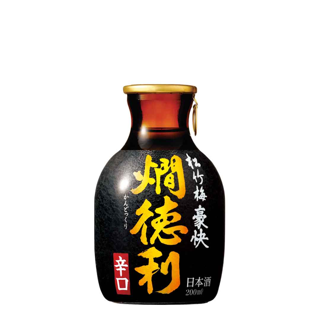 Schwarze Keramikflasche mit japanischem Sake